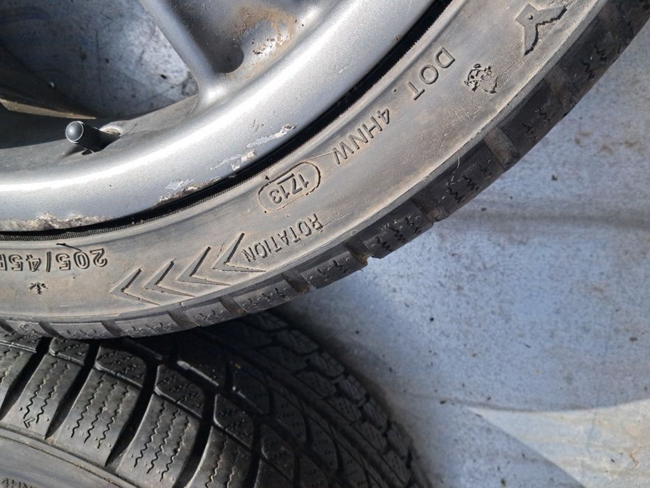 Джанти с гуми 17 4х114.3