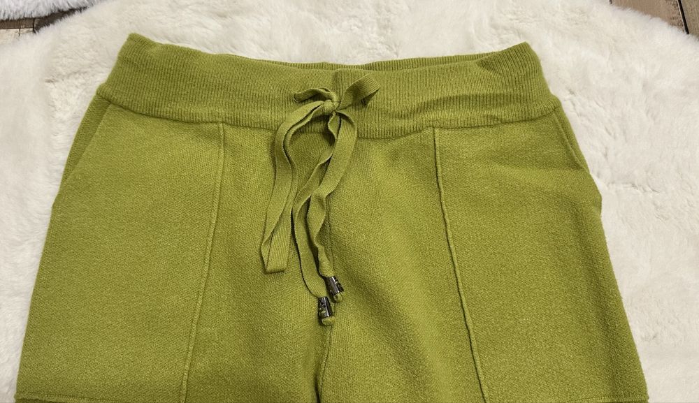 Pantaloni tricot