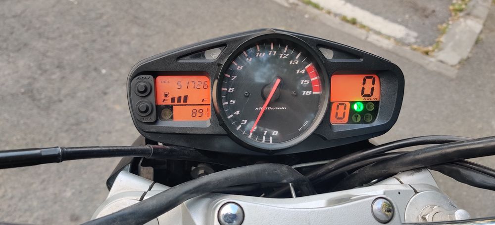 Suzuki GSR 600 - 2007