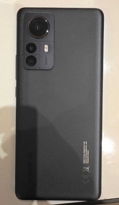 Xiaomi 12 pro , 12 gb ram, 256 rom