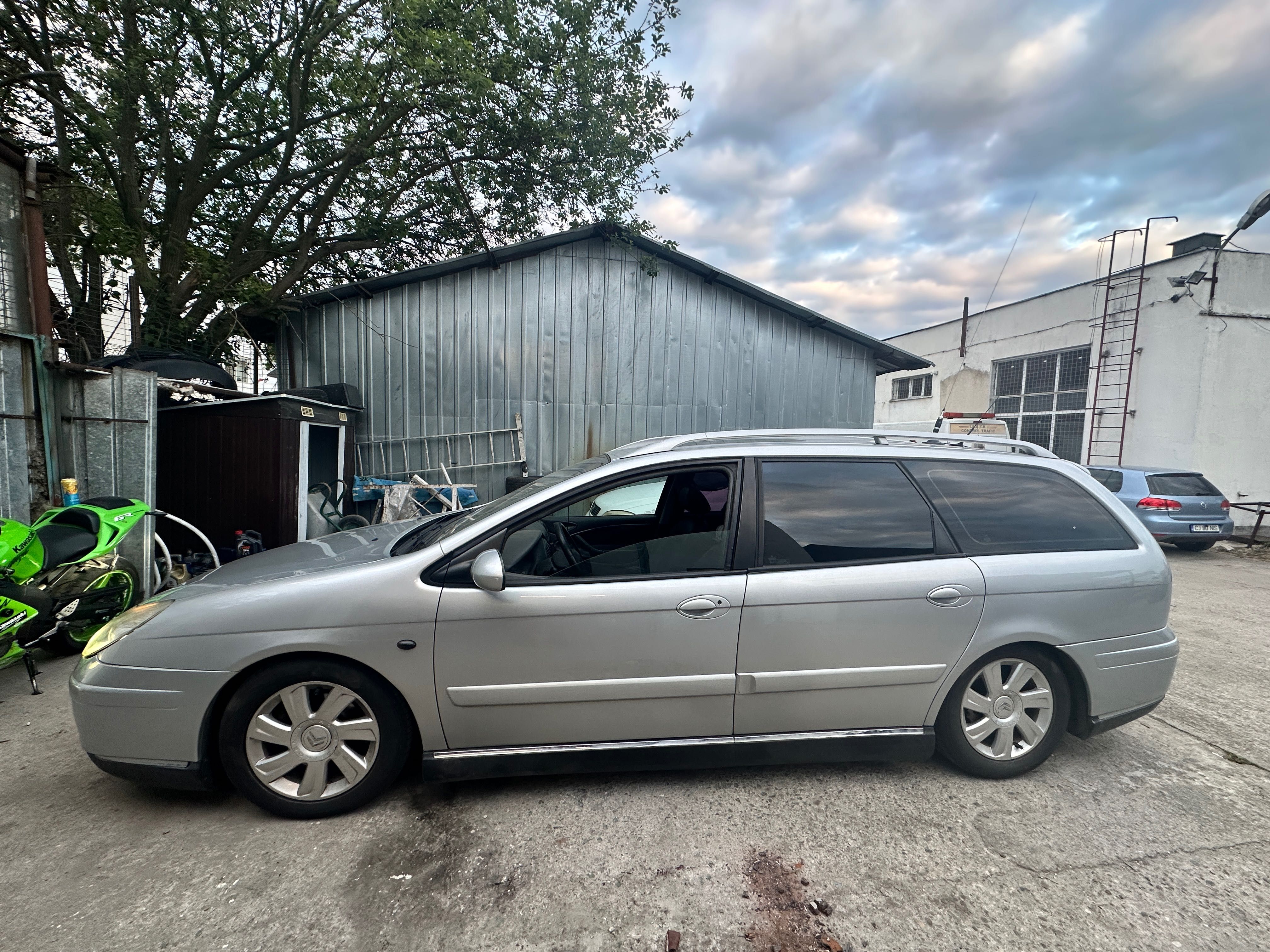 Citroen C5 2.0HDI RHR 136CP/ schimb cu suv