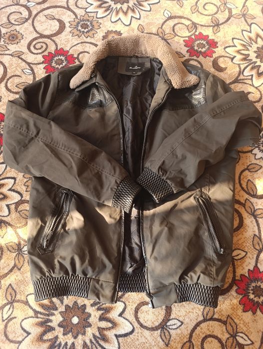 Qishga kiyish uchun yengil kurtka