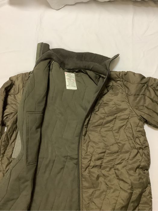 Jacheta militara matlasata L