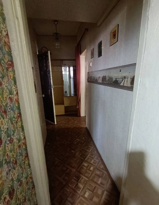 Срочно! Квартира на Чиланзар -Актепа 1/2/4 общ пл 42м ,балкон 2*6