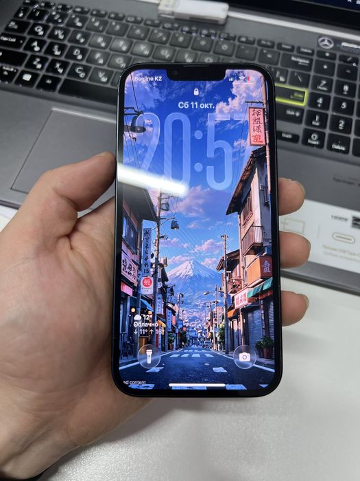 Продам IPhone 13 256 gigabyte