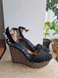 Sandale Zara Basic piele naturala si platforma