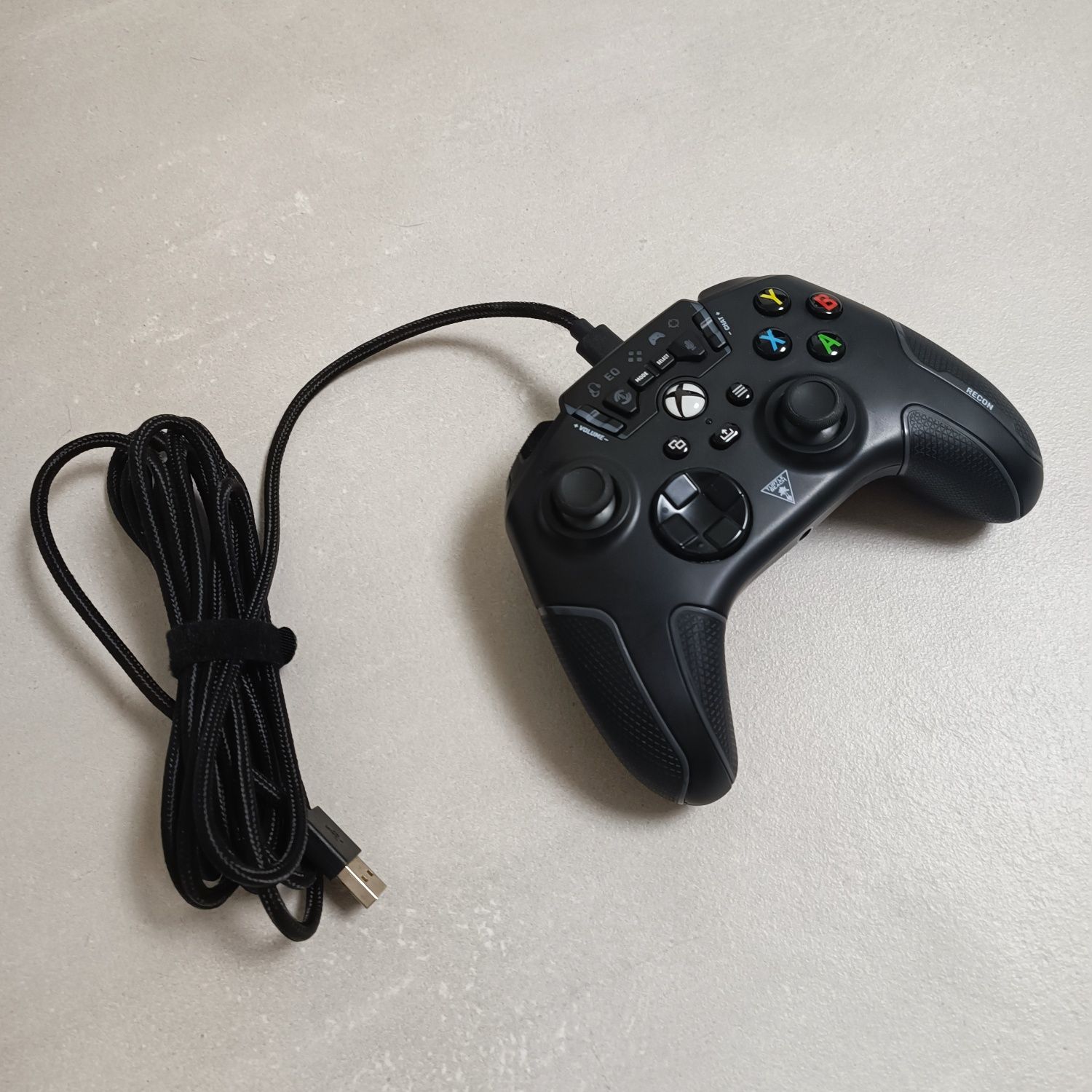Vând controler Xbox One S/x pc