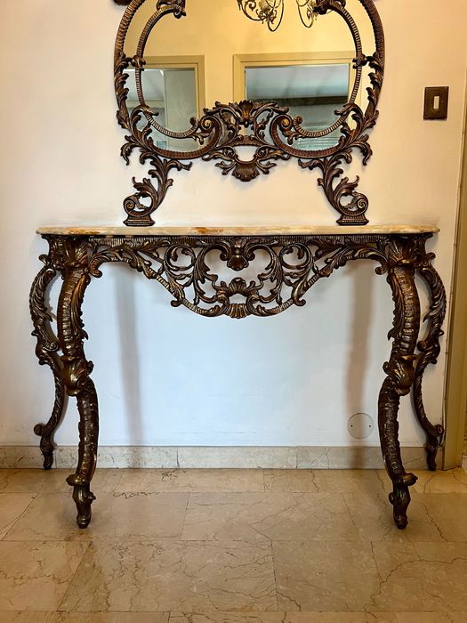 Старинна конзола с огледало!