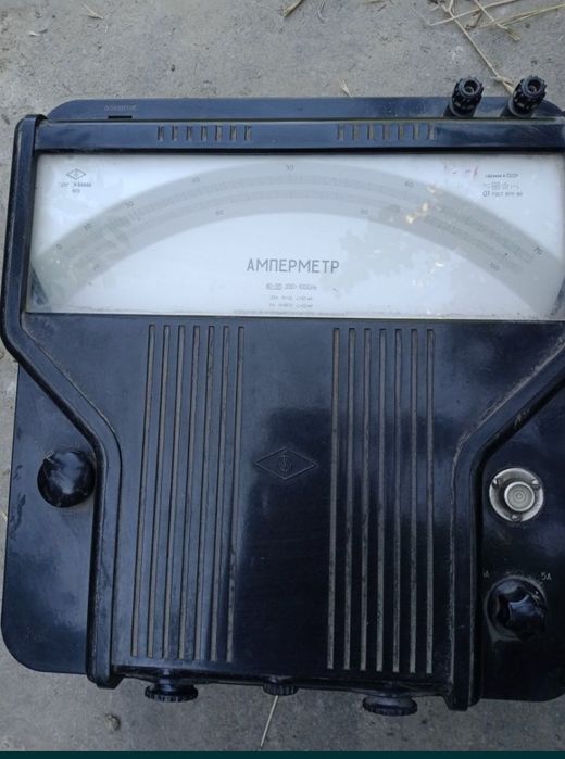 Ваттметр лабораторный Д57