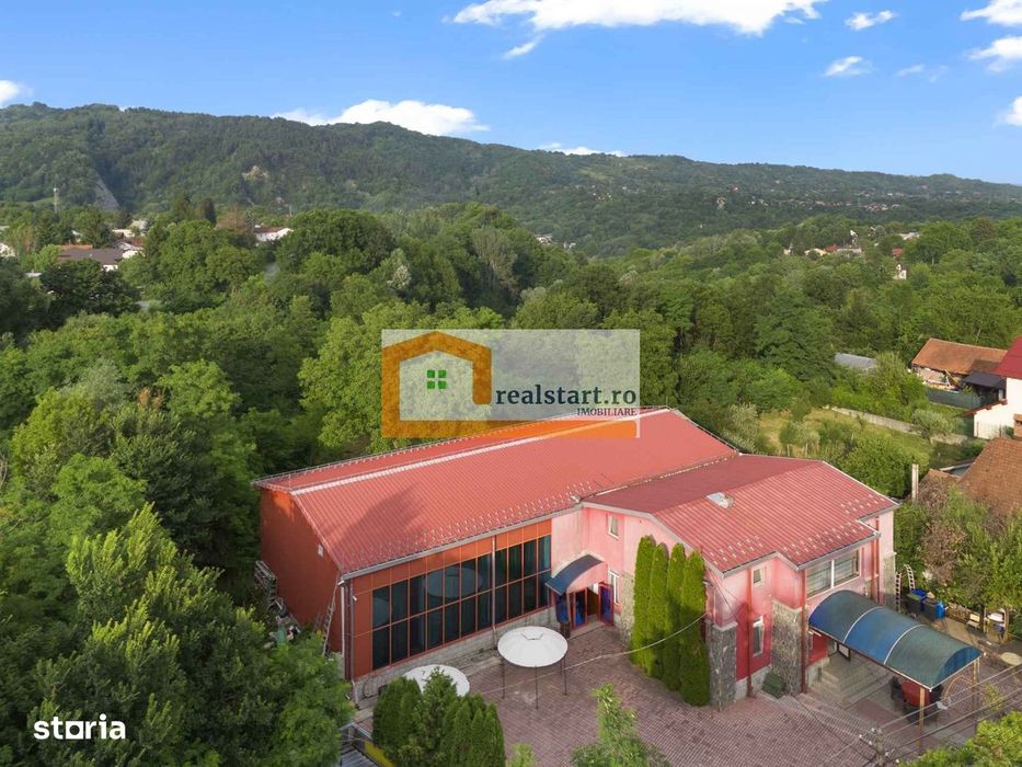 Cladire Multifunctionala - Ideal Investitie - 700mp cladire - 1590 mp