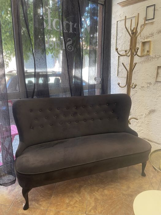 Диван ,подходящ за чакалня ,офис и др.