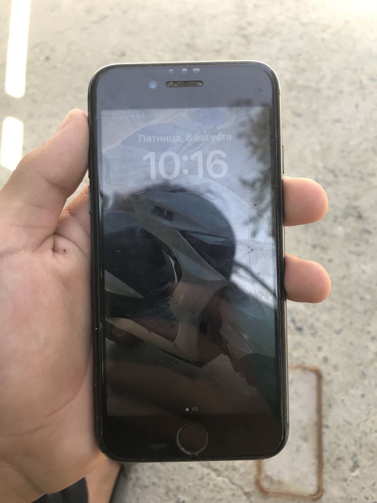 IPhone 8 ёмкость 83