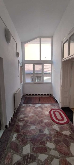 Inchiriez CASA 3 camere ultracentral Brasov
