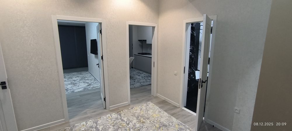 Сдается своя 3 комнатная квартира в центре города