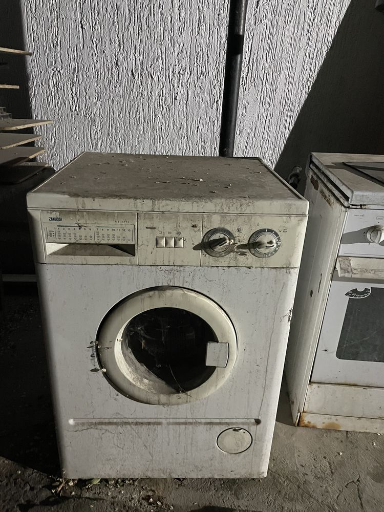 Продам стиральную машинку