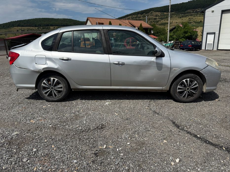 Scaun renault clio symbol Thalia  dezmembrari renault thalia