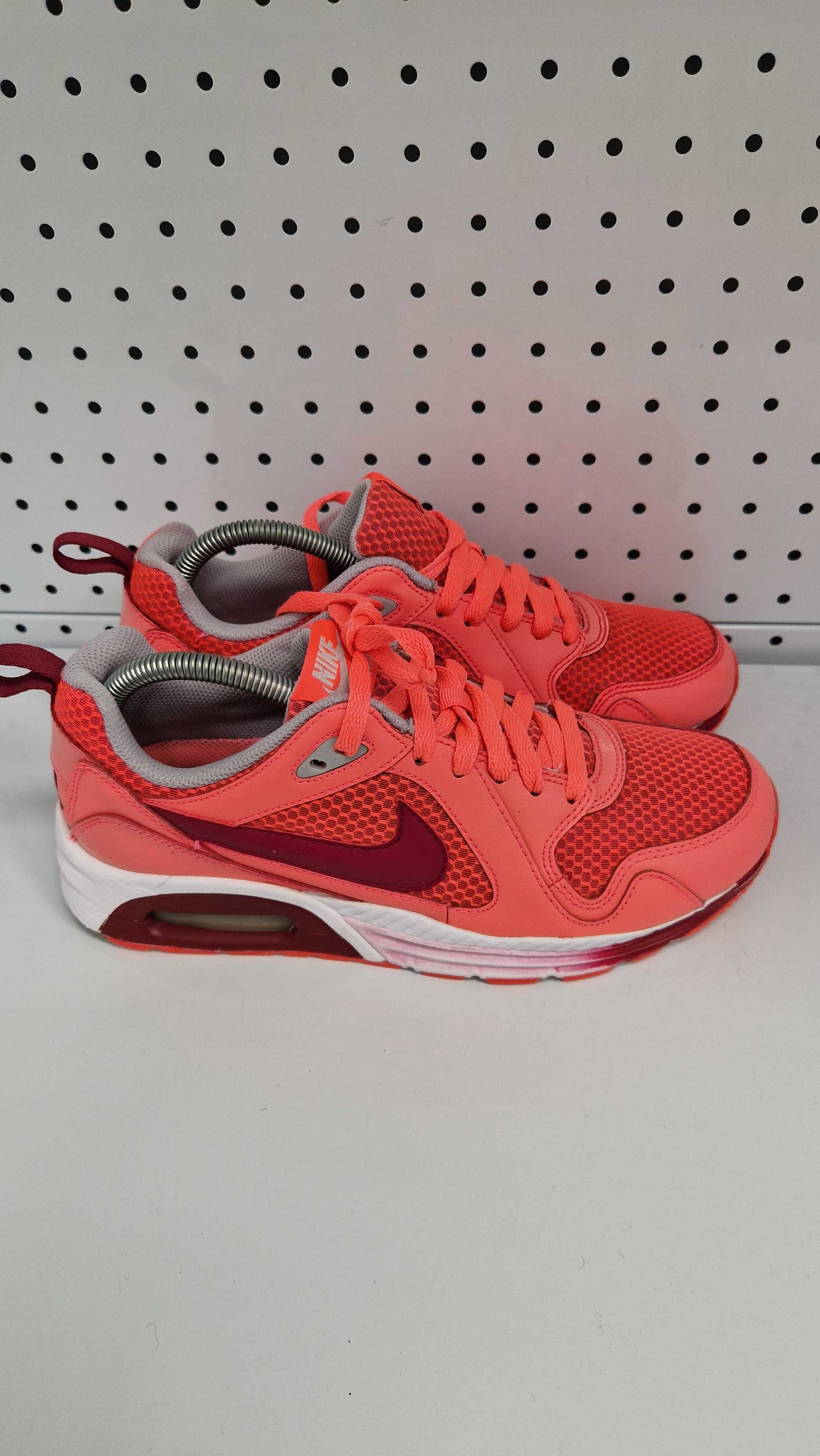Оригинални дамски маратонки- Nike Air Max