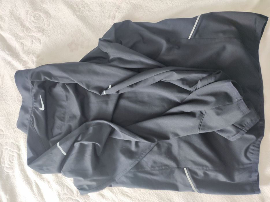 Продаю новый спортивный костюм Nike ( Турция))