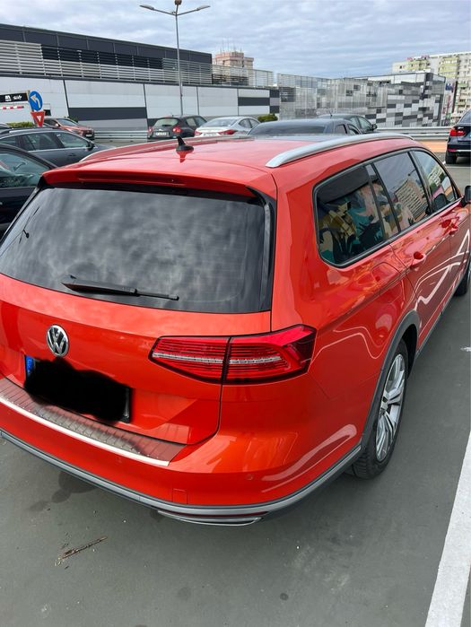 Volkswagen Passat  Alltrack