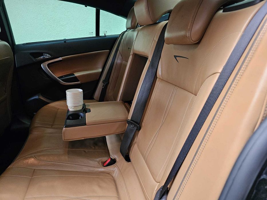 Opel Insignia Facelift–Piele maro de lux, mașină nefumător, întreținut