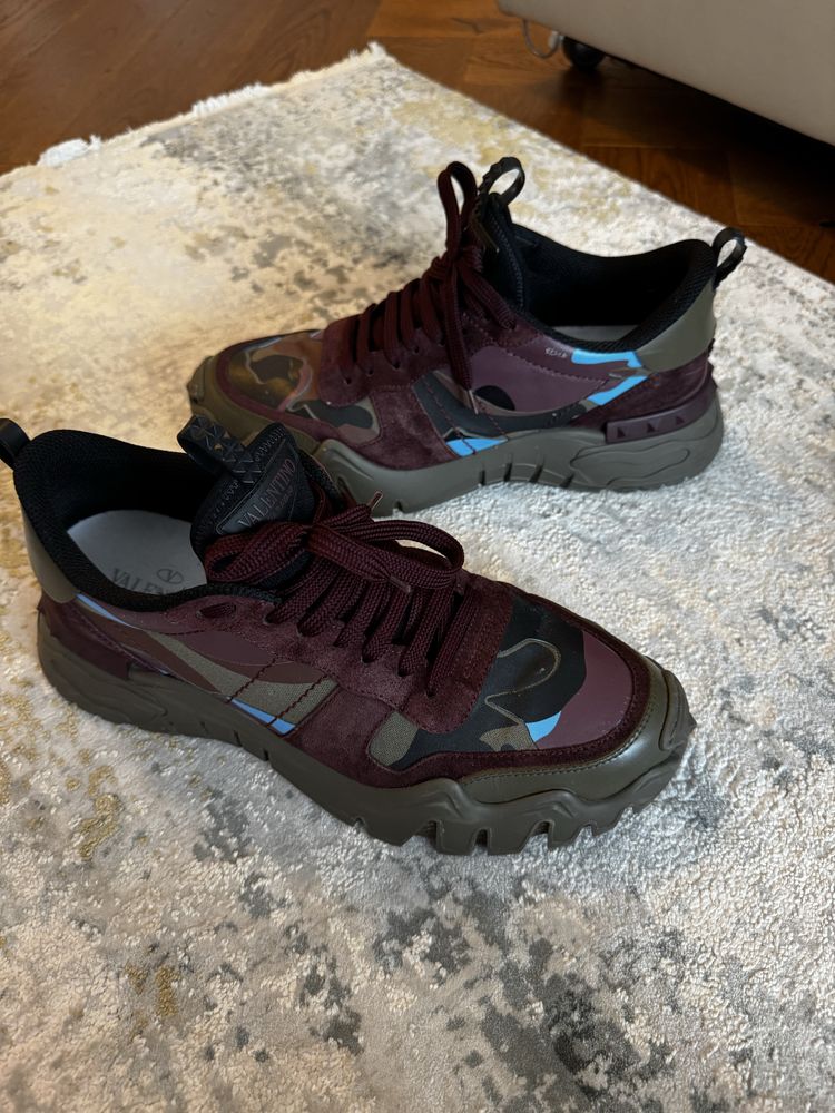 Lot adidasi Prada / Valentino/ Yeezy nr. 44 originali 100%