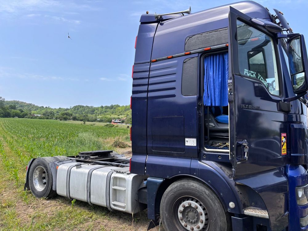 MAN TGX 450 cap tractor automat