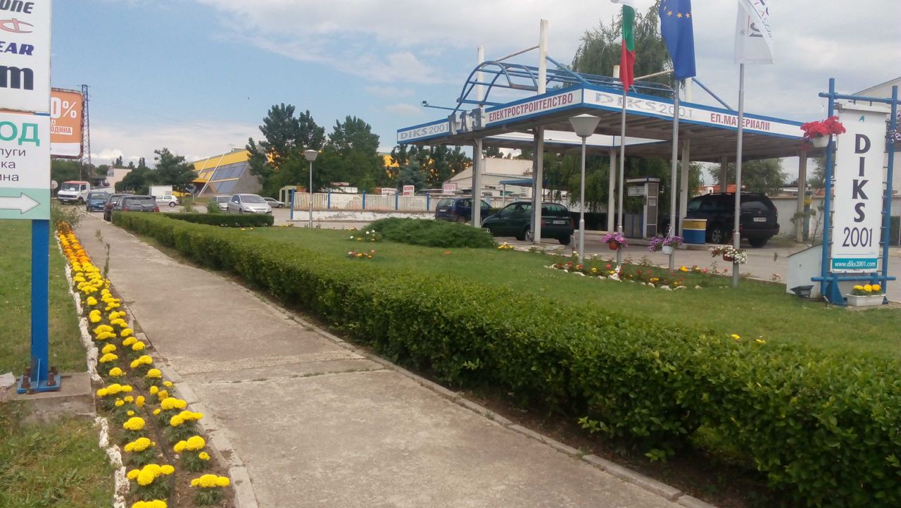 Продава се Промишлена сграда в Ямбол, Промишлена зона - 2700 кв.м за 450 €/кв.м - Снимка #1