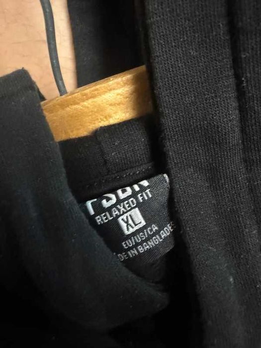 Hanorac New Yorker (FSBN) Negru Relaxed Fit