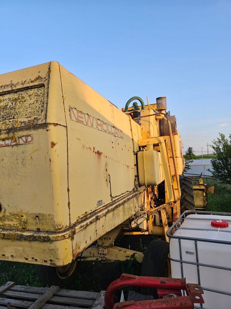 Combină New Holland