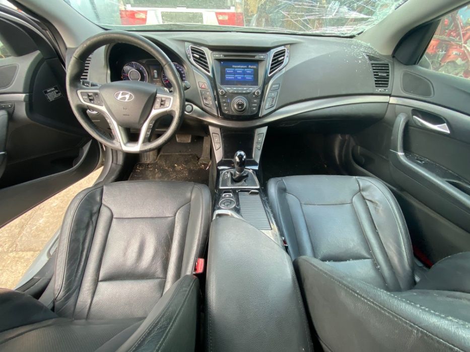 Продавам Хюндай И 40 1.7 ЦРДИ 136 к.с. автоматик, Hyndai I40 CRDI auto