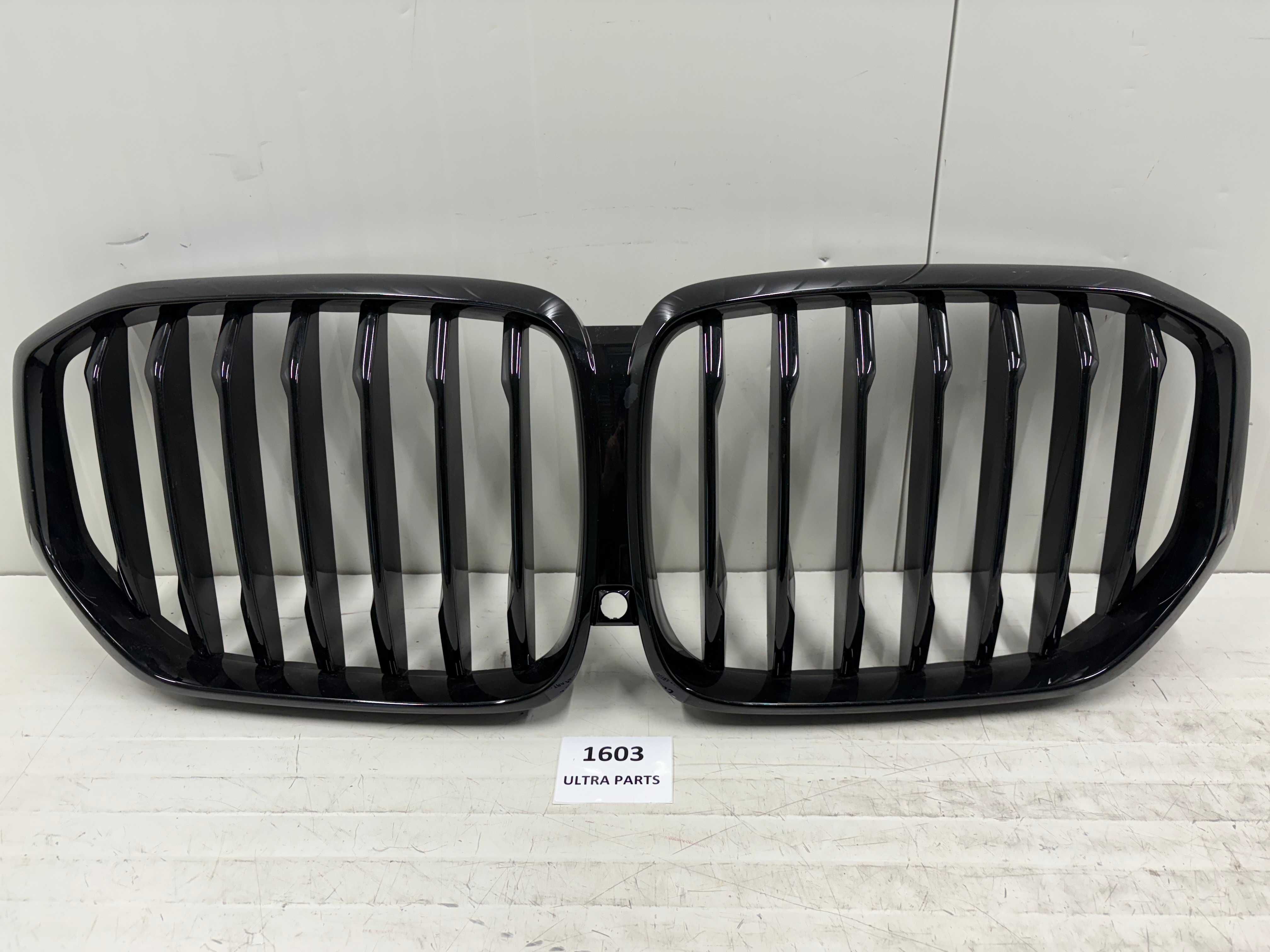 Черни бъбреци/грилове за БМВ Х5 Г05 BMW G05