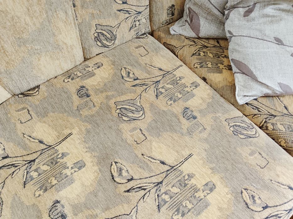 Кухненски разтегателен диван