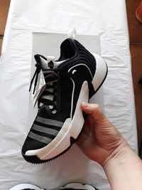 Adidas Trae Unlimited nr 42⅔ originali