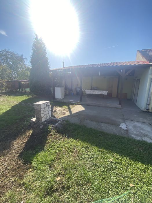 Casa de vanzare in Partos