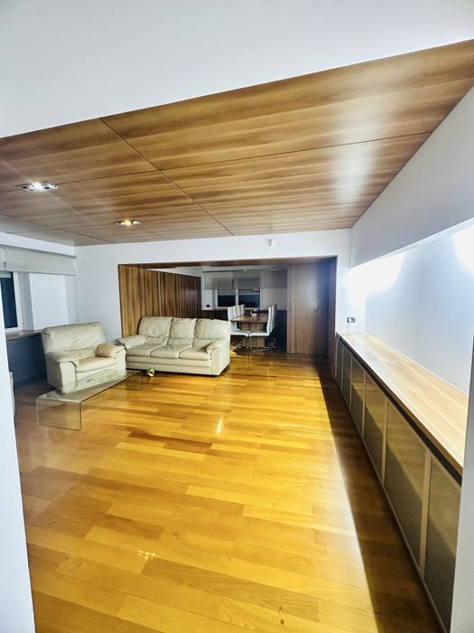 Mall Vitan Vanzare apartament 3 camere 2 bai centrala proprie