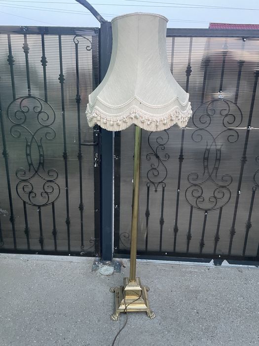 Veioza lampa alama