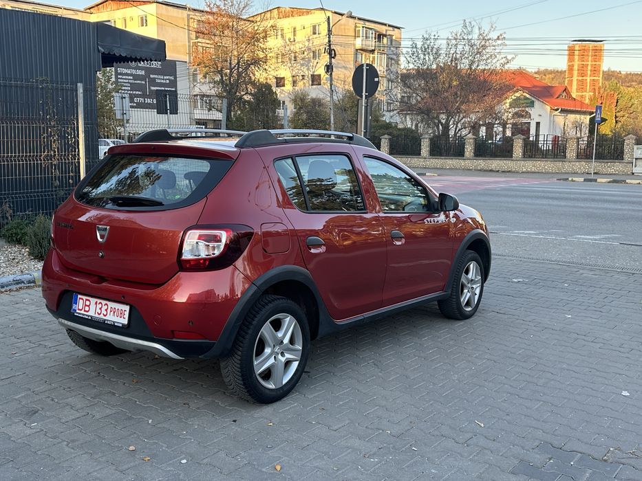 Dacia Sandero Stepway 09 benzina 2015