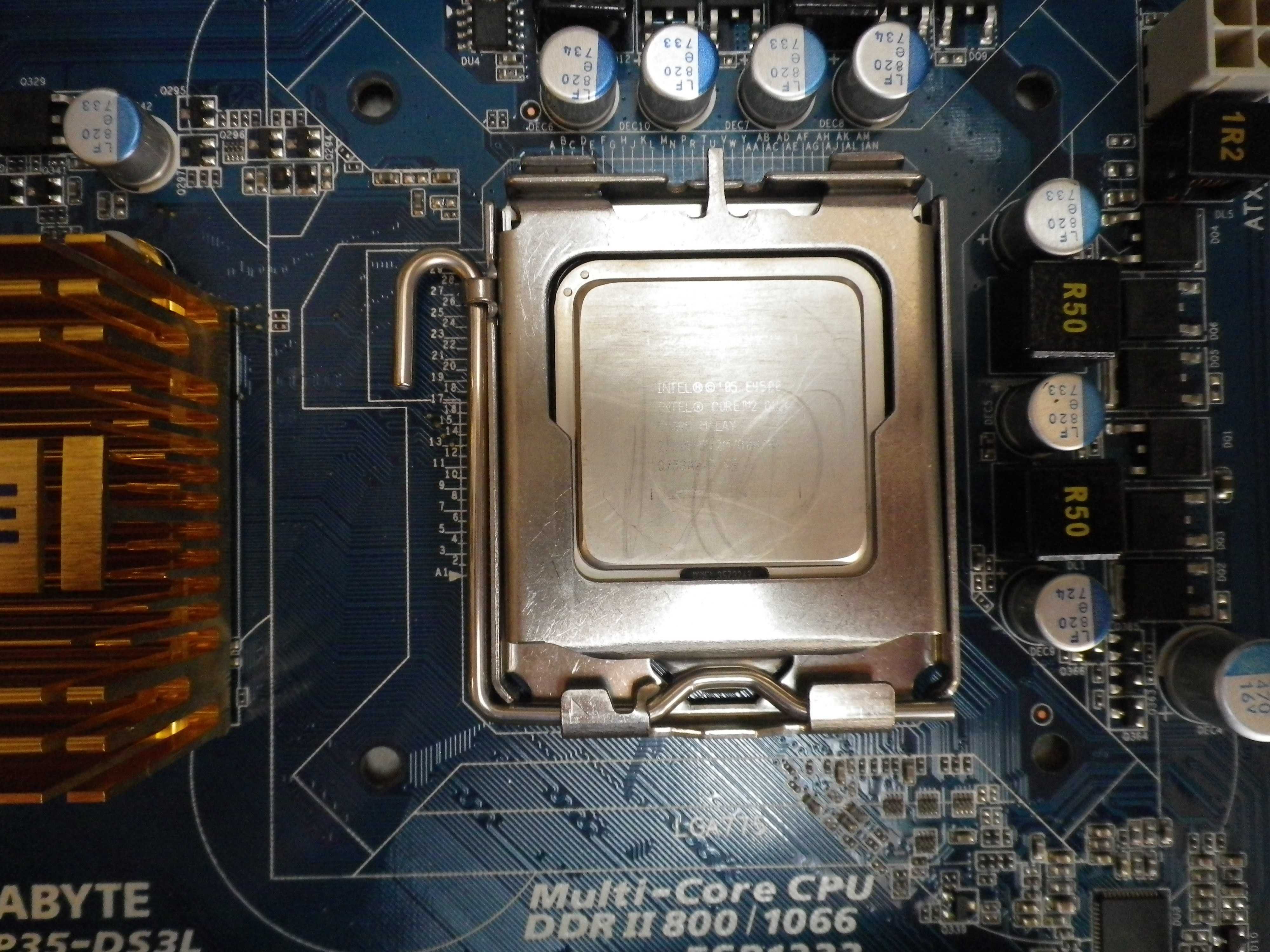 Двуядрен комплект Gigabyte GA-P35-DS3L