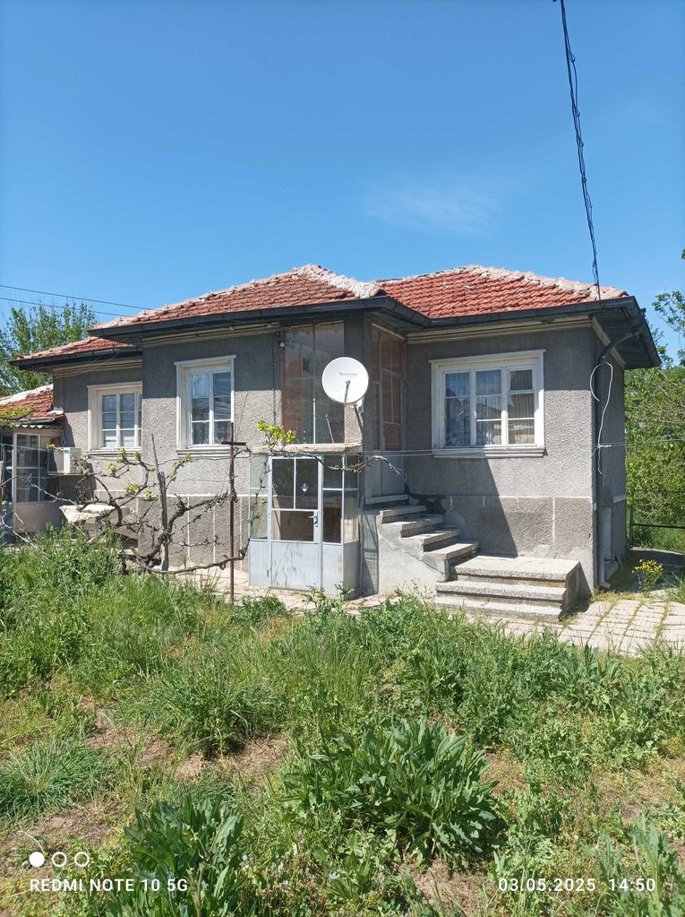 Продава се Къща в Пловдив, Кючук Париж - 100 кв.м за 306 €/кв.м - Снимка #1