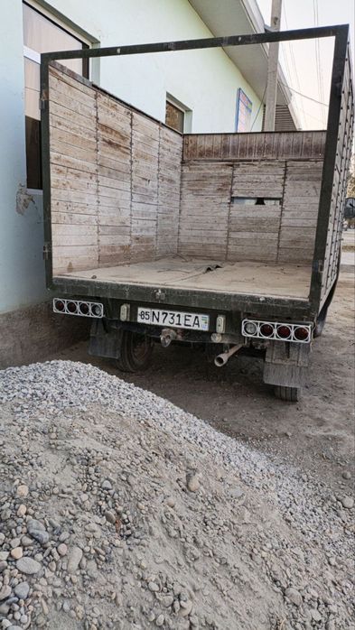 Увазик грузовой машина