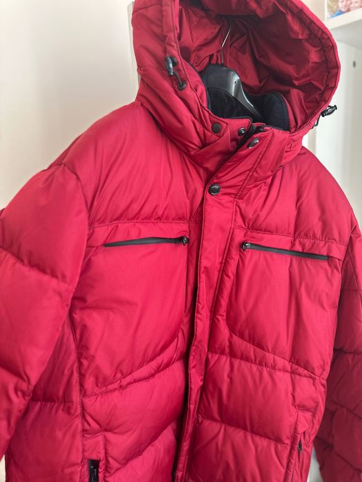 Зимно чисто ново яке, подходящо за ски