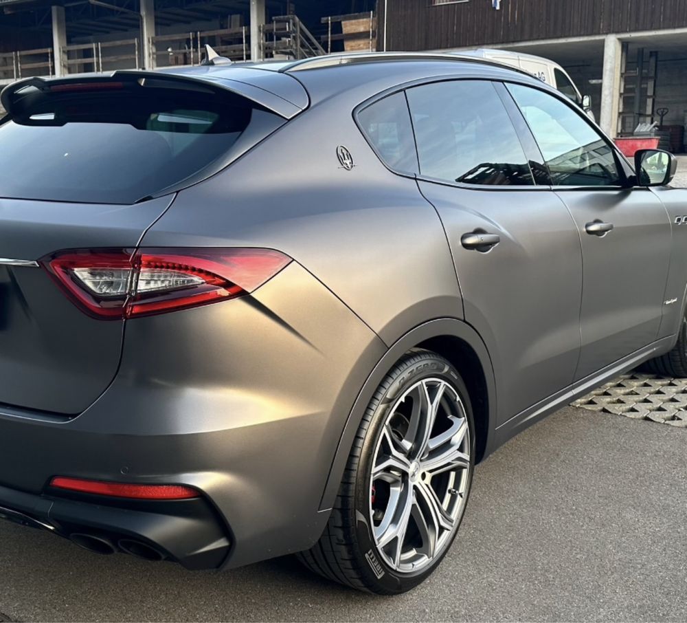 Vand maserati Levante Gran sport !Prim proprietar !