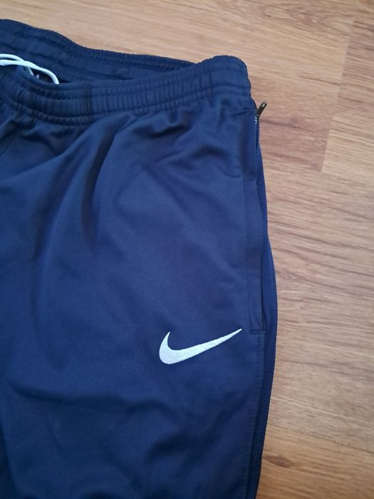 Анцуг Nike размер S