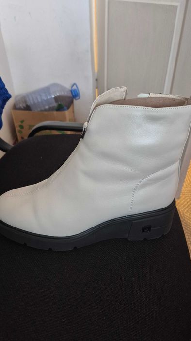 Продается сапоги