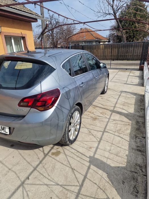 Opel astra J 1.3 cdti,consum redus