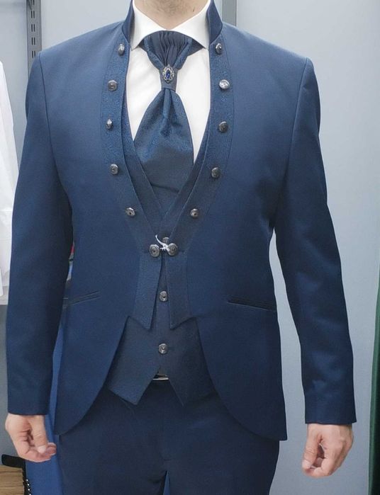 Costum de mire bleumarin