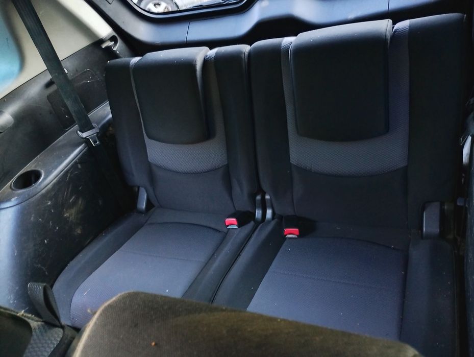 Mazda 5 2.0D.На части