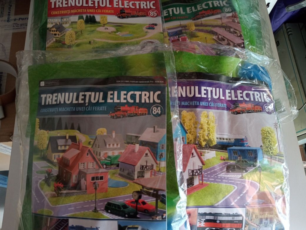 Trenulet electric piko/roco, revista trenulet la scara H0