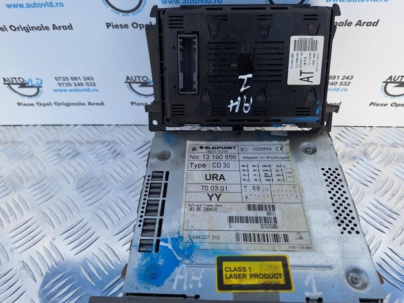 CD30 radio casetofon + ecran Opel Zafira B