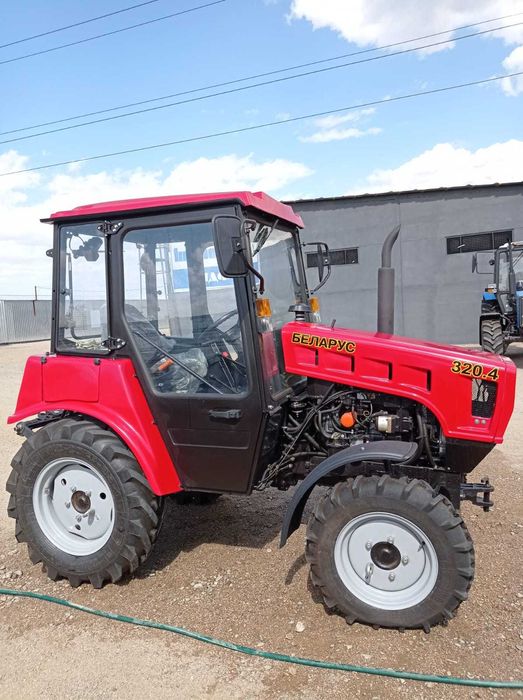 Трактор Беларус-320.4